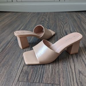 Square Toe Block Heel Sandals